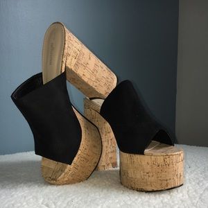 Black Triple Sole Flatform Mule